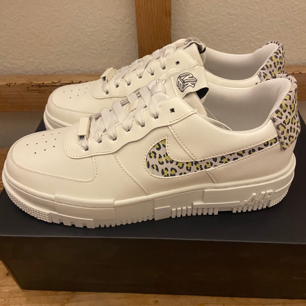 AIR FORCE 1 PIXEL SE 'LEOPARD'